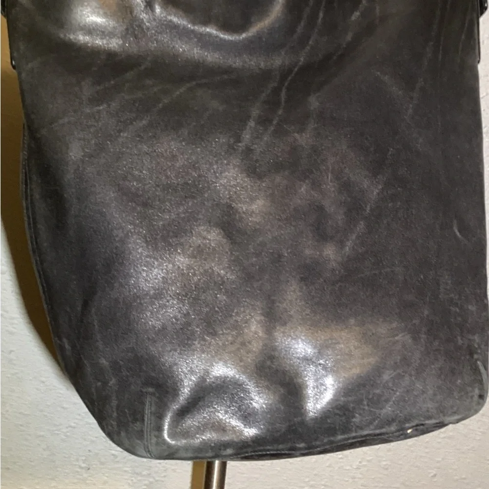 Coach vintage black leather large shoulder bag